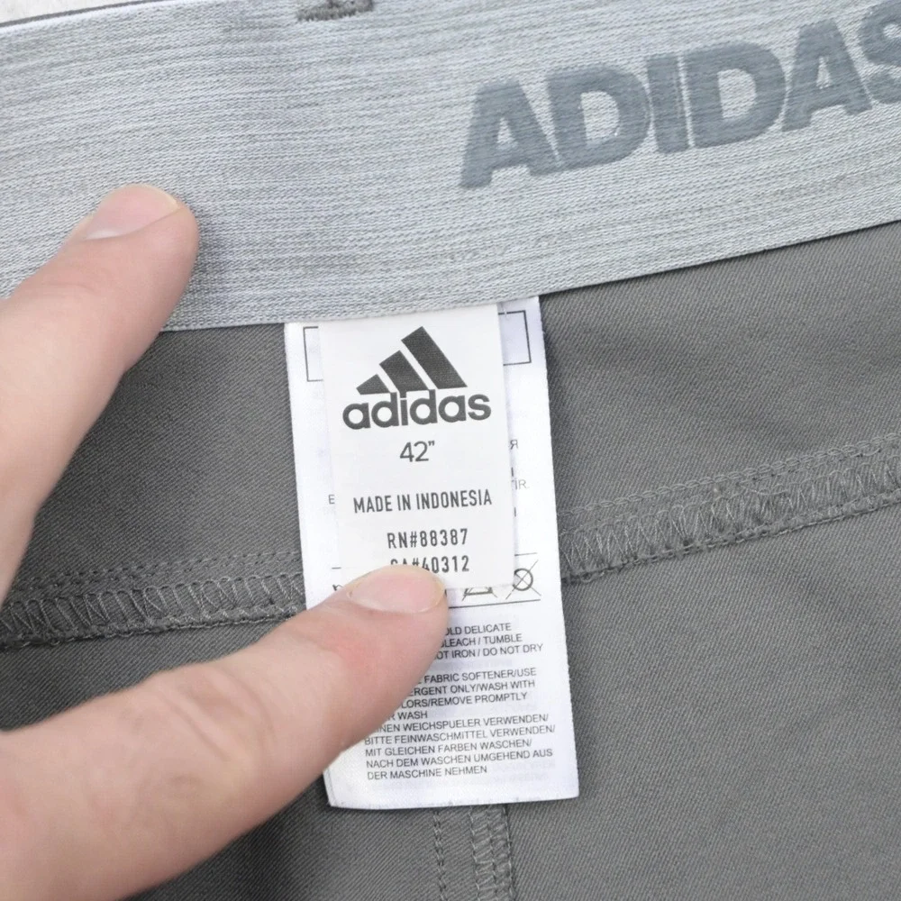 Adidas Golf Shorts Mens 42 Gray Performance Stretch Lightweight Flat Front Nylon
